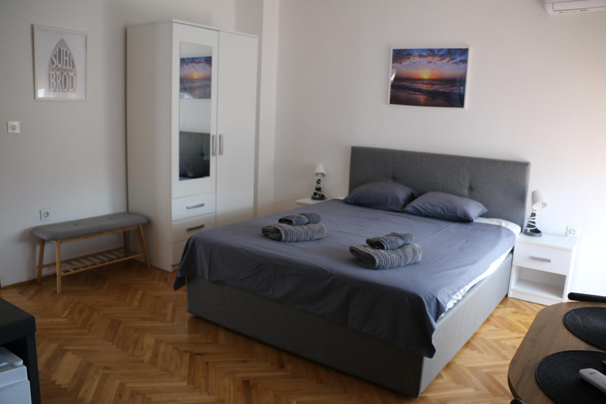 Apartmani Suhi Brod Medulin Exteriör bild