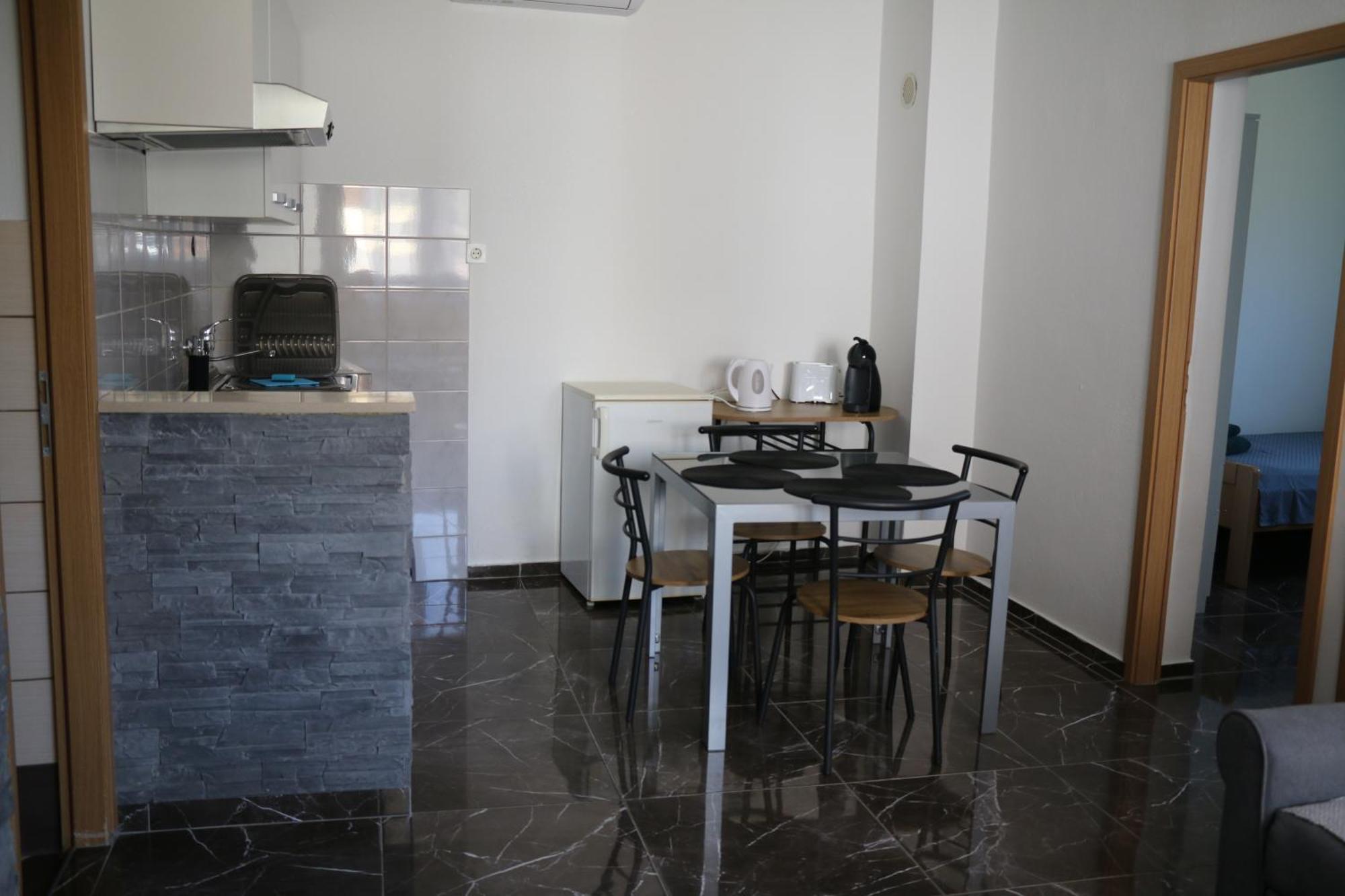 Apartmani Suhi Brod Medulin Exteriör bild